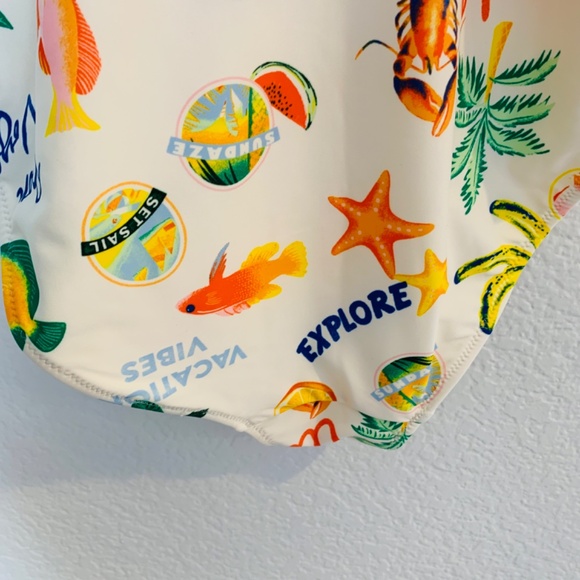Old Navy One Piece Swimsuit Womens Large White Tropical Fish Food Novelty Print - Picture 12 of 15
